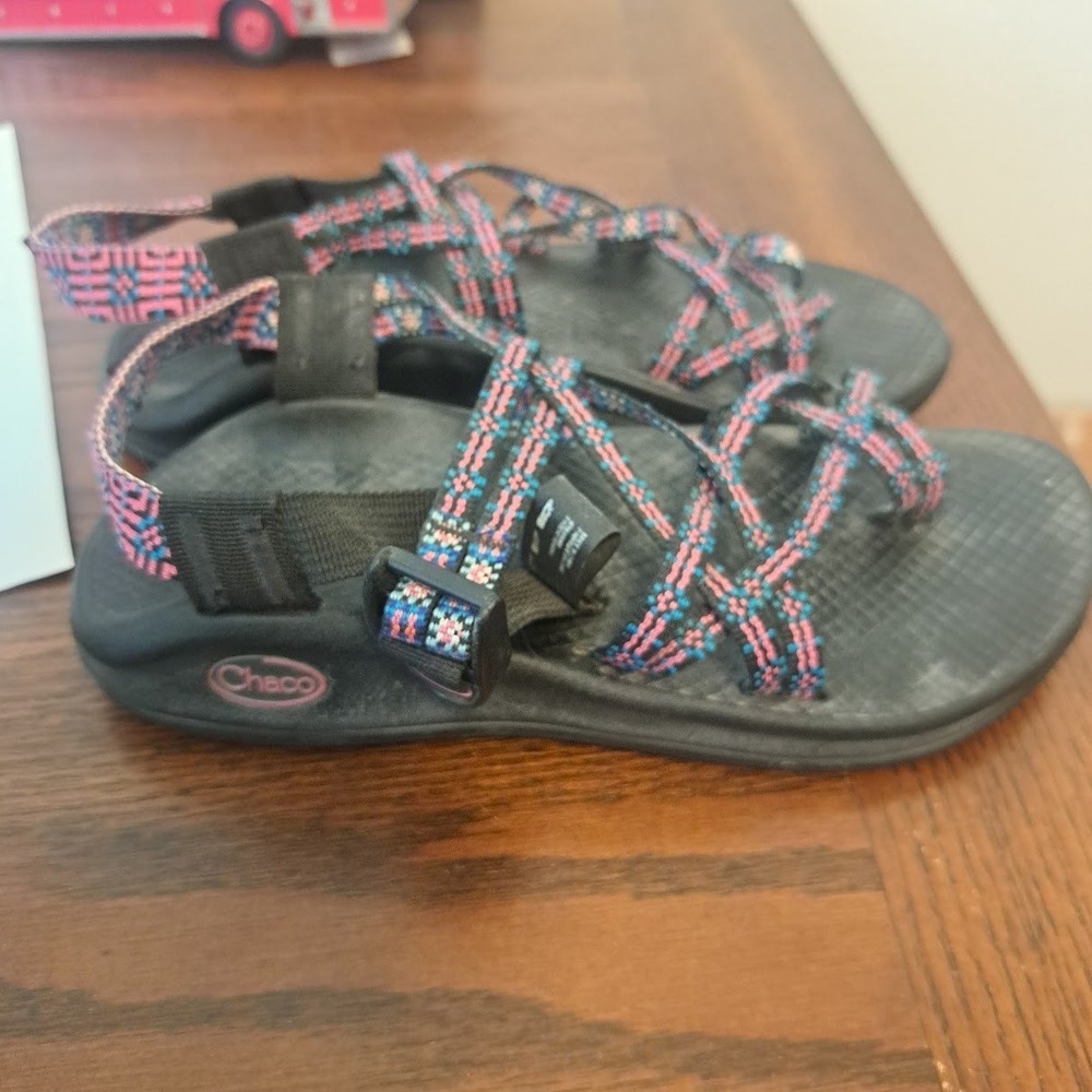 Chaco Z/Cloud 2 Womens Sandals Size 7 Pink Blue Geometric Strappy J107340